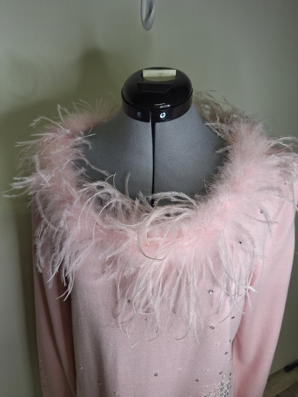 Just Be, Soft Light Pink Knit Top with Feather Trim, Sequins & Pearls Size Large